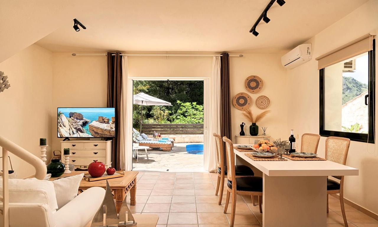 Apple Villas Mourion  Luaran gambar