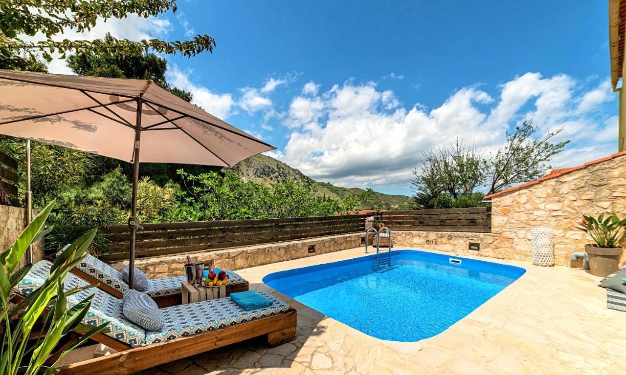 Apple Villas Mourion  Luaran gambar