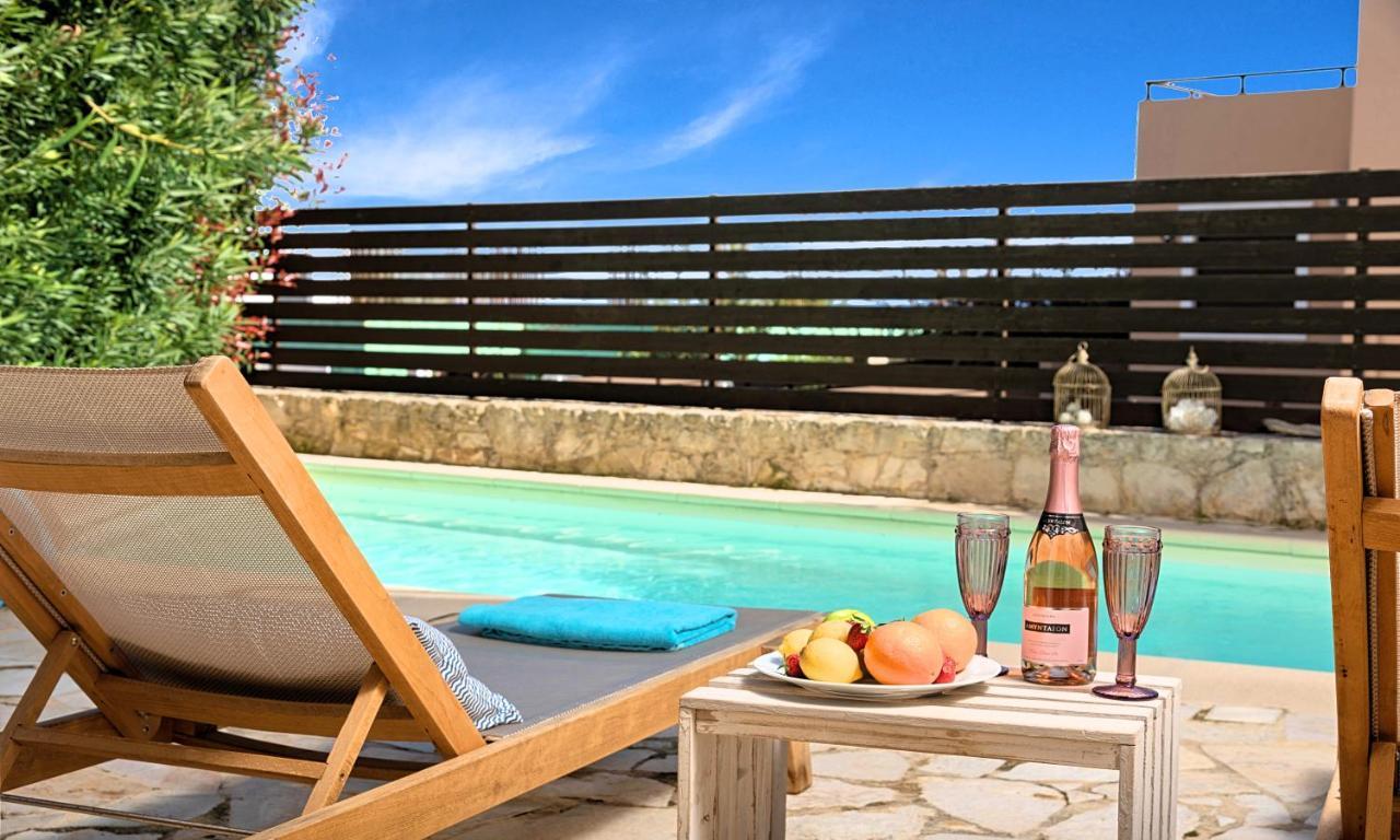 Apple Villas Mourion  Luaran gambar